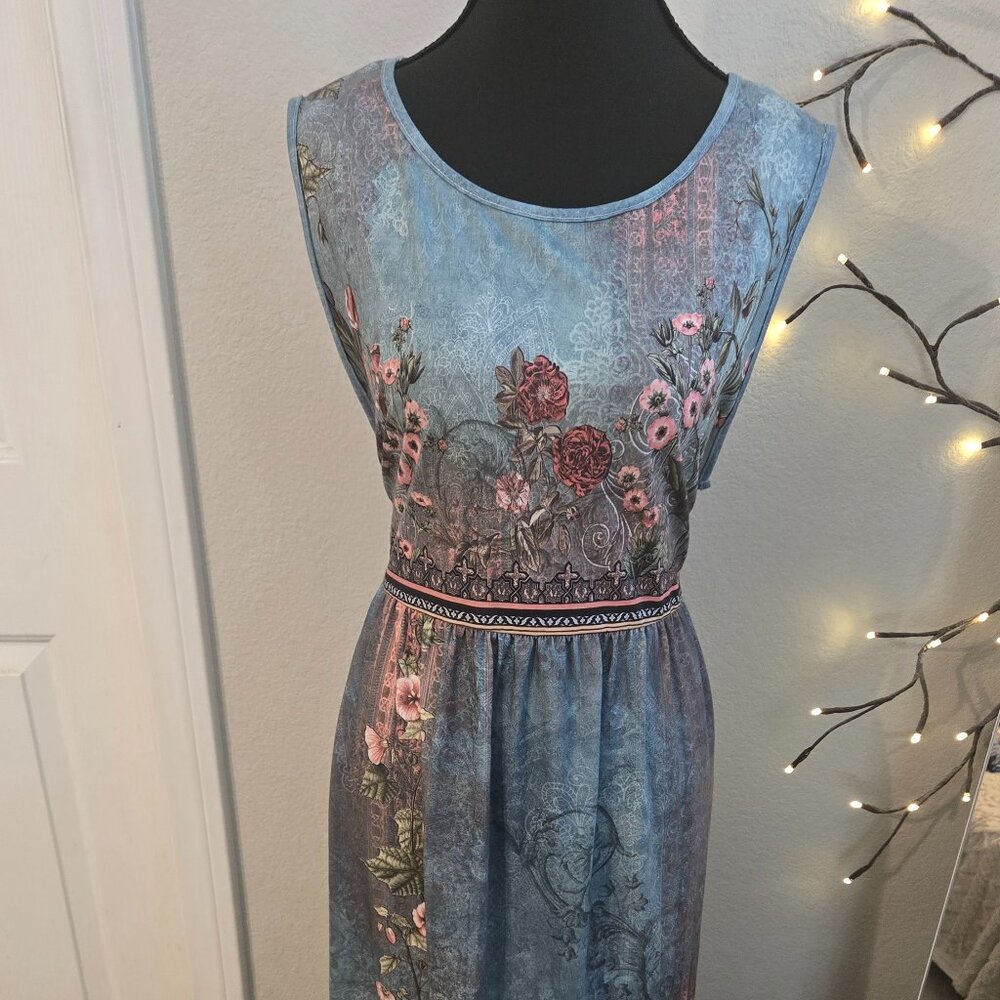 Floral Blue Sleeveless Dress